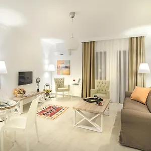 Rodina Kuşadası