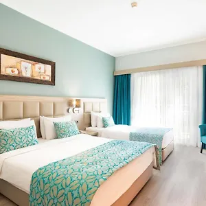 Aqua Fantasy Aquapark & Hotel