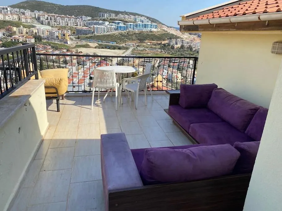 Deniz Manzarali, Havuzlu Ve Bahceli Triplex Villa Kusadasi 0*,