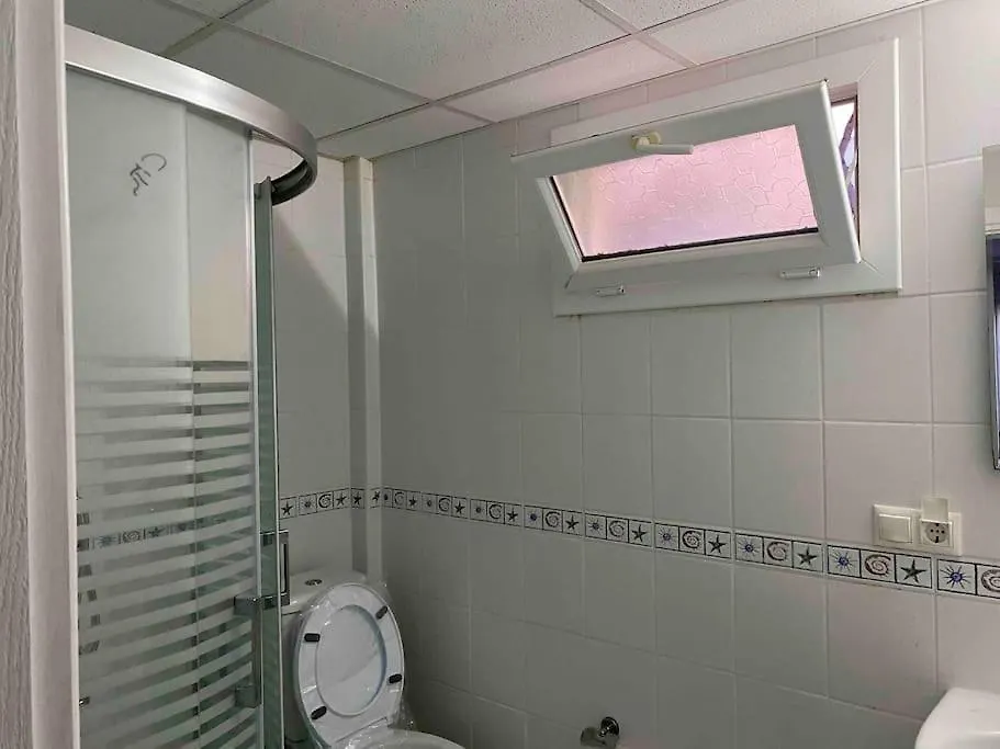 Deniz Manzarali, Havuzlu Ve Bahceli Triplex Villa Kuşadası 0*,